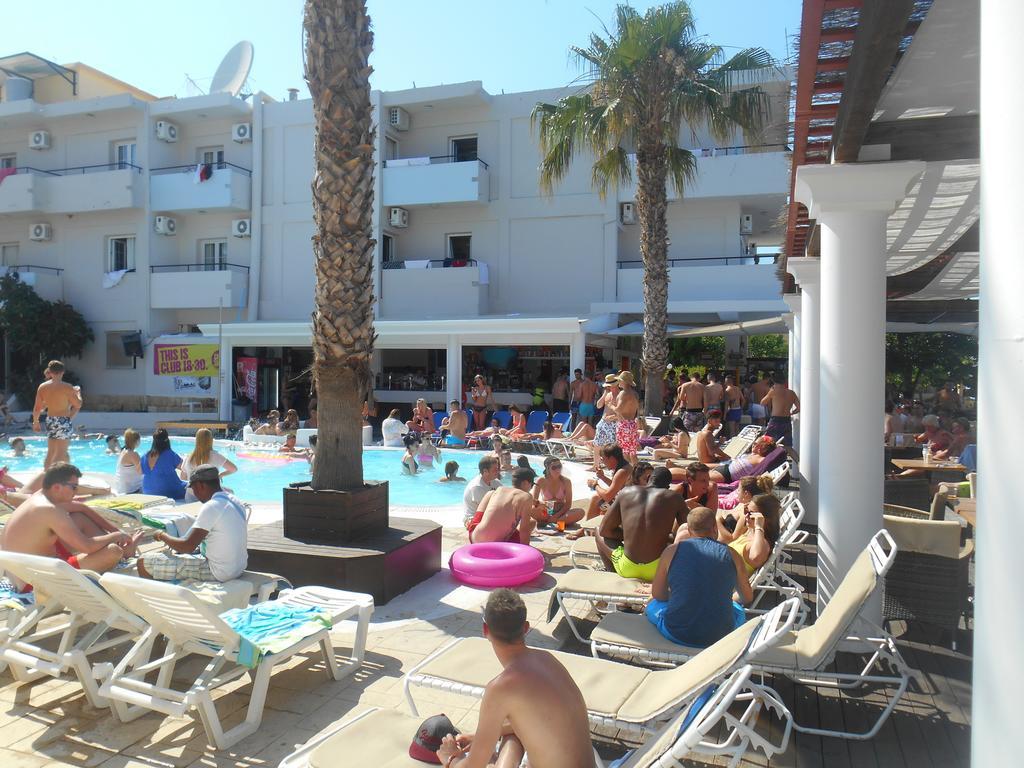 Quayside Village (adults Only) 2*